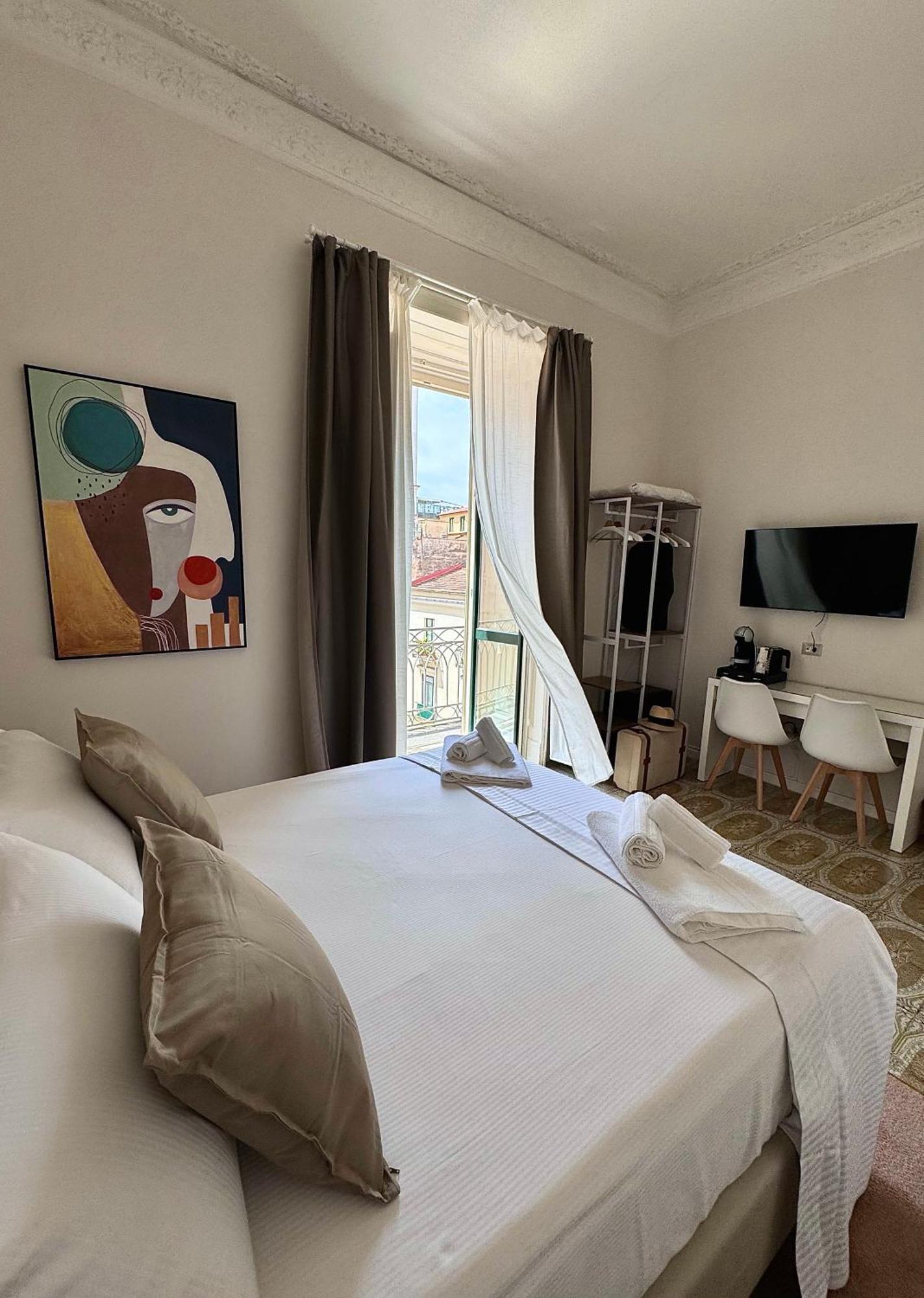 Home To Salerno B&B מראה חיצוני תמונה